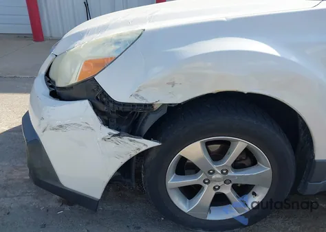 2014 Subaru Outback 2.5I Limited z USA, uszkodzony, nr VIN 4S4BRBKC0E3250535